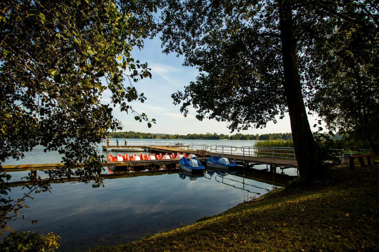 Ow Inter Piast Kalbornia - Z Wlasna Plaza Z Kapieliskiem I Przystania Dąbrówno Esterno foto