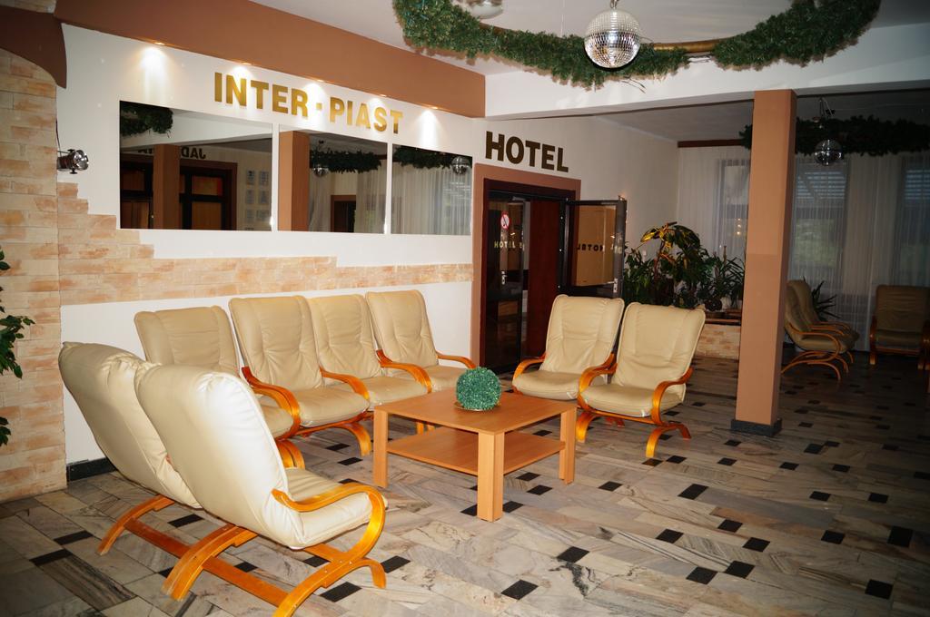 Ow Inter Piast Kalbornia - Z Wlasna Plaza Z Kapieliskiem I Przystania Dąbrówno Esterno foto